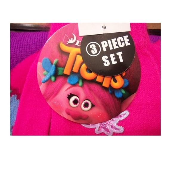 TROLLS Girls 4-6x Hat Scarf Gloves Set NWT - Picture 2 of 5